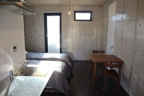 Treeside Hotel & Apartment - Apartments