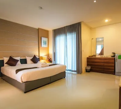 ห้องซูพีเรียร์ เตียงใหญ่ 1 เตียง