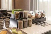 The Row Hotel at Assembly Row, Autograph Collection - breakfast