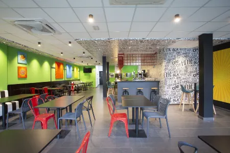 Casual Pop Art Benidorm