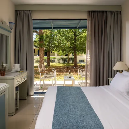 Mare Blue Hotel