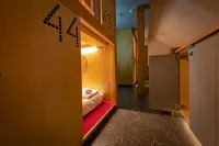 Pangea Pod Hotel - balcony