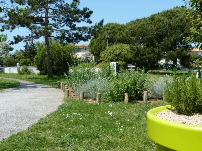 Vvf Résidence Île de Ré Ars-en-Ré Hotels near Le Manege en Chanteur de Donin