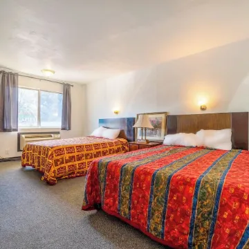 Castle Inn & Suites by OYO Chickasha