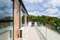 The Edgerley Suites - parking