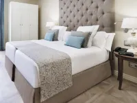 Lamaro Hotel Hotels near Borras Theatre