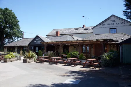 Waterloo Cross, Devon by Marston's Inns Отели в г. Шелдон