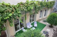 Logis Hôtel la Villa Boucicaut - 주차장
