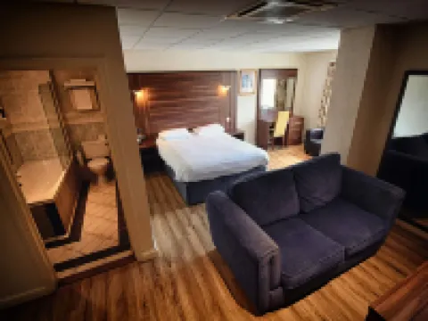 Oliver Cromwell Hotel March otelleri