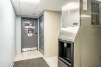 Quality Inn Near Mammoth Mountain Ski Resort - Spa