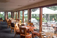 Harbour Heights Hotel - breakfast