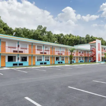 Howard Johnson by Wyndham Ocala FL I-75