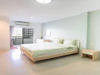 Sansuk Apartment Hotels in Pathum Thani