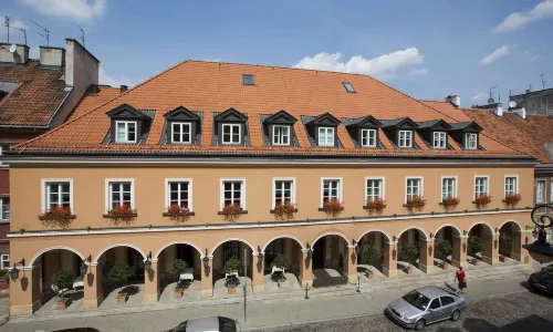 Mamaison le Regina Boutique Hotel
