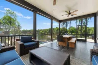 Avantstay 2 호수가 내려다 보이는 집, 블루 헤론 & 그레이 폭스, 수면 44 수영장, 독, 극장