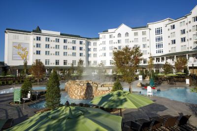Spa Dollywood's DreamMore Resort Photo