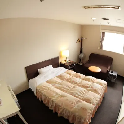 Hotel Yamanouchi Hotels near Don Quijote Store