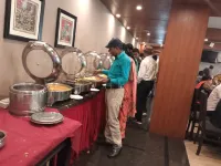 Hotel Shree Hari Grand - 朝食