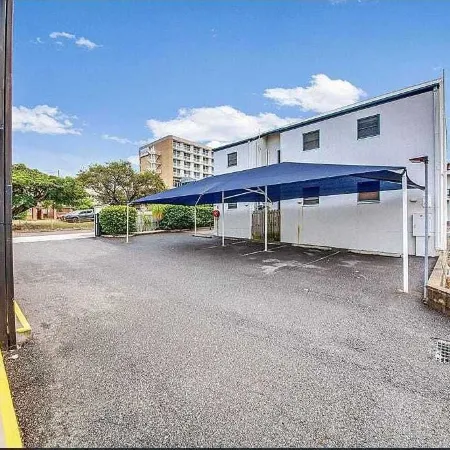 Gladstone Capricorn Apartments