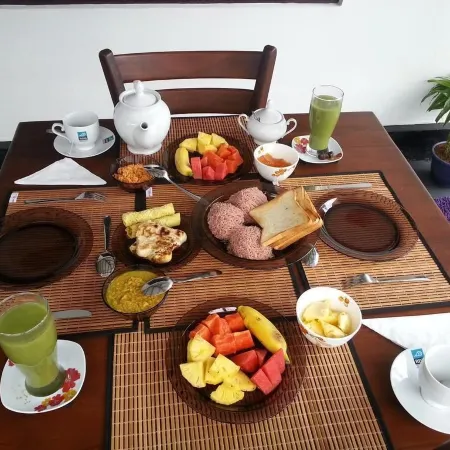 Sooriya Sewana Guest House