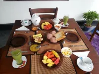 Sooriya Sewana Guest House - 3-Star