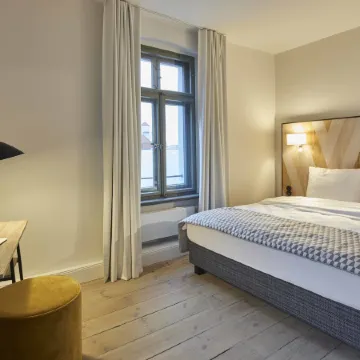 Vias Appartements Und Ferienwohnungen