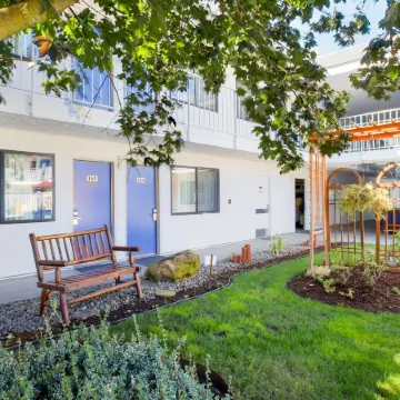 Motel 6 Medford, or