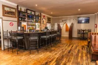 Himeville Arms - bar