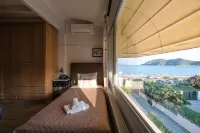 Blue Crystal Villa Hotels in Pangaio