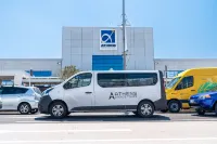 Dunlin Hotel - parking