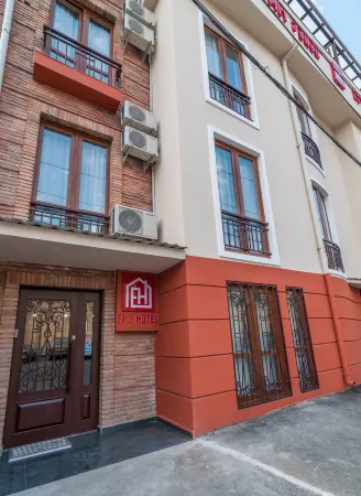 Liva Hotel
