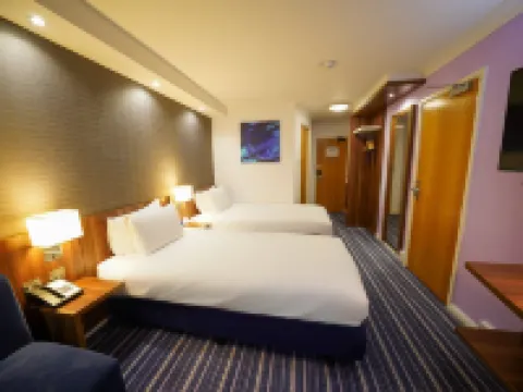 ホリデイ イン エクスプレス グレンロセス by IHG グレンロセスのホテル