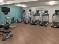 Holiday Inn Express SOUTH BURLINGTON by IHG - Phòng tập thể hình