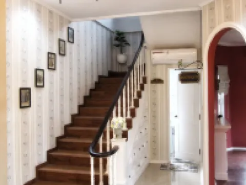 Omah Madam Bed & Breakfast Hotels in Banyumanik