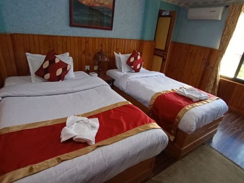 Hotel Peace Palace