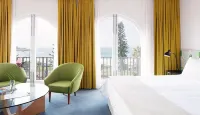 Hotel Ravesis Hotel di Bondi Beach