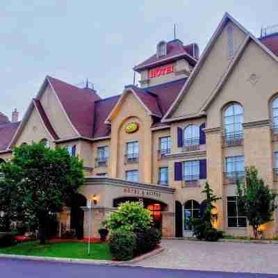 Le St-Martin Hotel & Suites Hotel Exterior