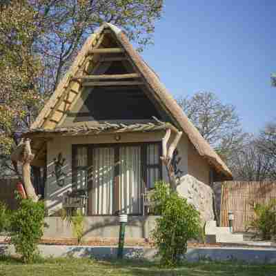 Thamalakane River Lodge Hotel Exterior
