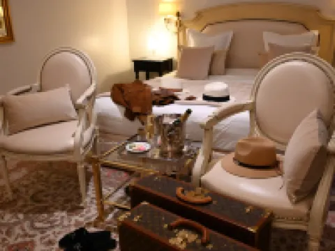 ラ ヴィラ ウジェーヌ エペルネーのホテル