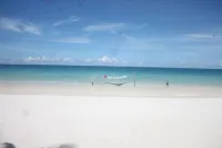 Tommy Resort - Beach