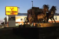 Truckerz Inn - Parking