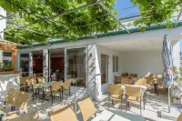 Hotel Zachs - Pools