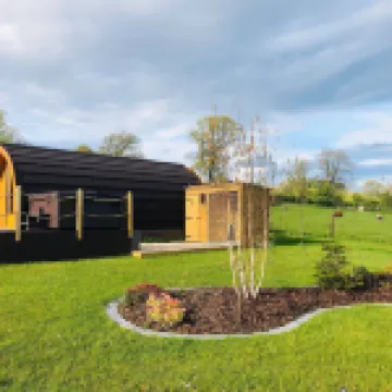 Cairnfold Cabins Hotels in 