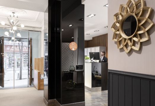 2. 프티 팰리스 트..