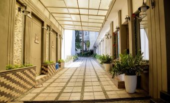 Ha Trinh Hotel