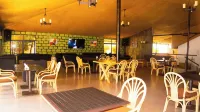 Distinction Gardens - breakfast