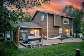 Single Family Home - Riverfront - Private Hot Tub - Fishing/Rafting/Ohv/Skiing!