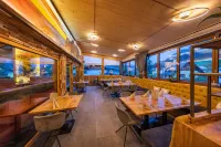Wellness and family hotel Dachstein resort Hotels in Hallein