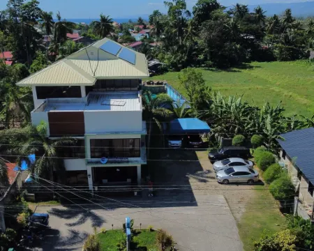 Argao Seabreeze Hotel Powered by Cocotel Hotels in Argao