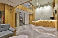 7 Orbit Hotel, Surat